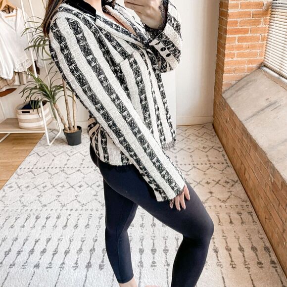 Chanel Vintage 2004 Tweed Lace Trim Jacket Black White - Picture 3 of 15